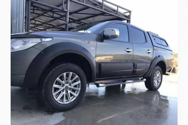 Розширювачі колісних арок (стандарт) Fiat Fullback 2016↗ мм. Розширювачі колісних арок (стандарт) Fiat Fullback 2016↗ мм.