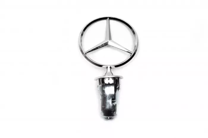 Емблема приціл без напису (1984-1993) Mercedes E-сlass W124 1984-1997 рр.