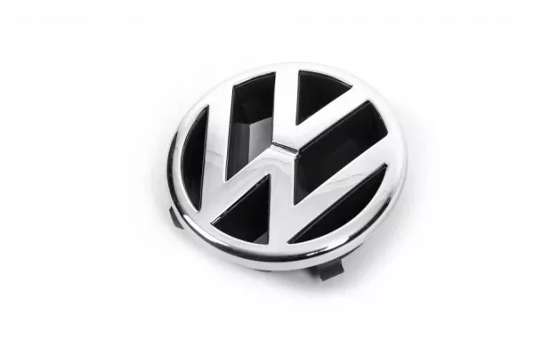 Передній значок (1997-2000, під оригінал, повний) Volkswagen Passat B5 1997-2005 років. Передній значок (1997-2000, під оригінал, повний) Volkswagen Passat B5 1997-2005 років.