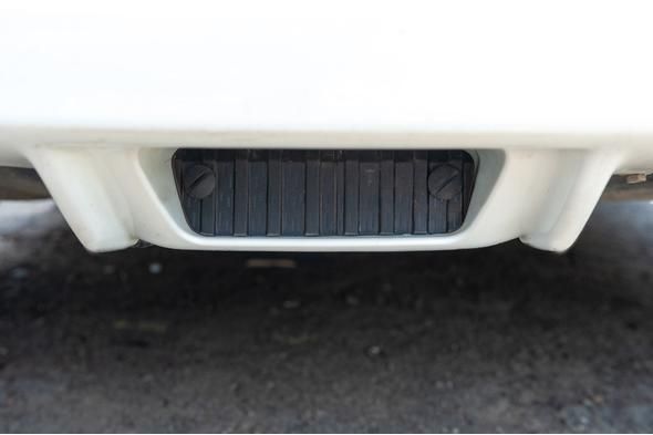 Заглушка у задній бампер (не оригінал) Nissan Leaf 2010-2017 рр.