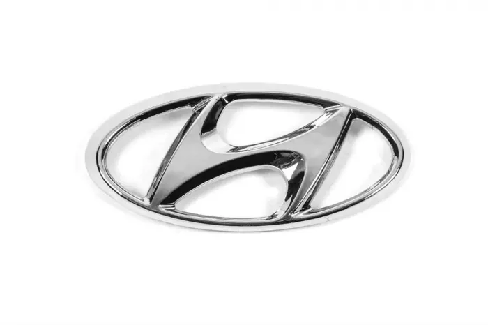 Емблема (2 штирі, 170 мм на 85 мм) Hyundai Accent Solaris 2011-2017рр.