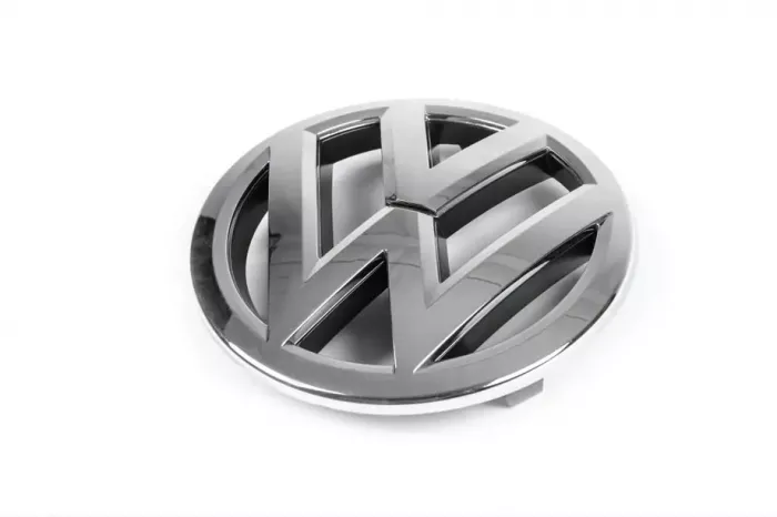 Передній значок (під оригінал) Volkswagen Passat B7 2012-2015рр.